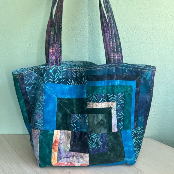 Unique design Handmade quilted “Seaside” theme tote - Picture 2 of 4